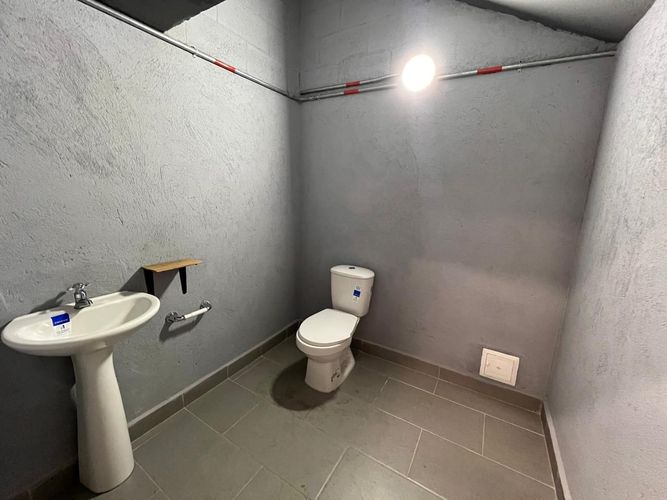 Bodega en arriendo en El Porvenir, Rionegro, 1026 m² · foto 3 de 20