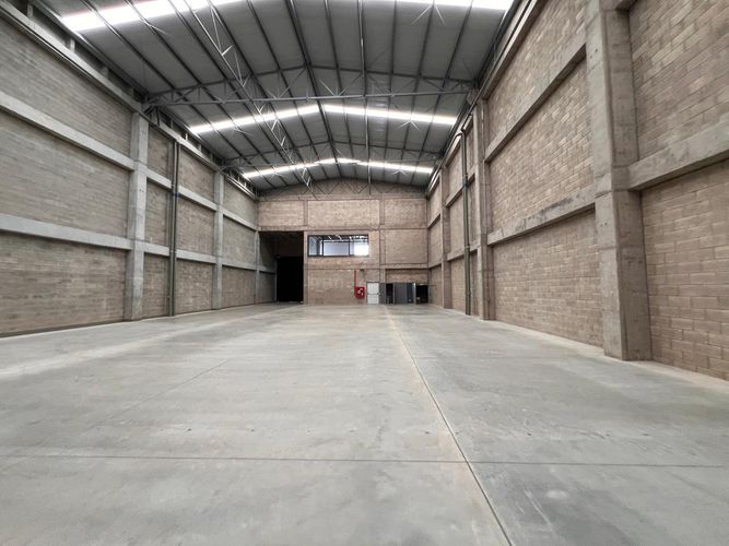 Bodega en arriendo en El Porvenir, Rionegro, 1026 m² · foto 14 de 20