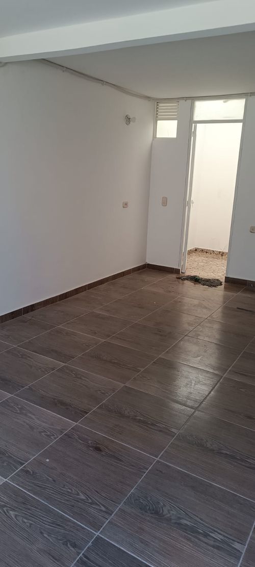 Casa de 2 alcobas en venta en Santa Ana, Soacha, 48 m² · foto 2 de 6