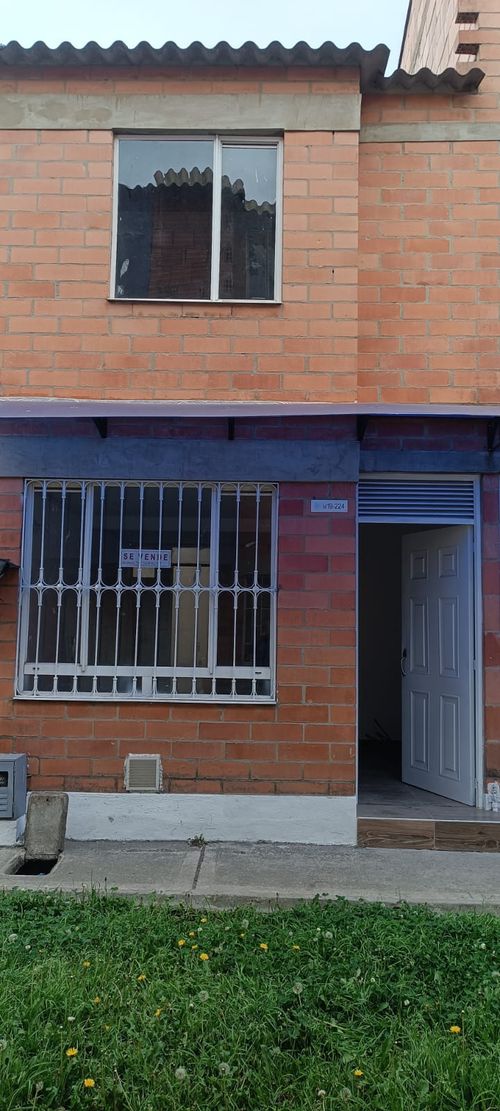 Casa de 2 alcobas en venta en Santa Ana, Soacha, 48 m² · foto 5 de 6