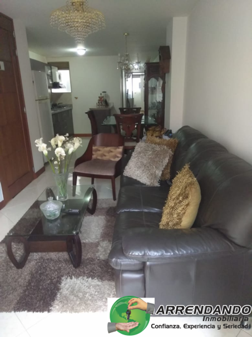 Apartamento de 2 alcobas en venta en Las Lomitas, Sabaneta, 67 m² · foto 2 de 13