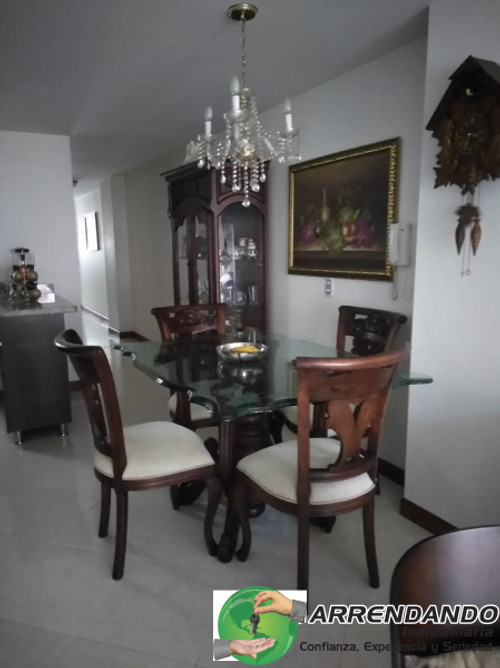 Apartamento de 2 alcobas en venta en Las Lomitas, Sabaneta, 67 m² · foto 6 de 13