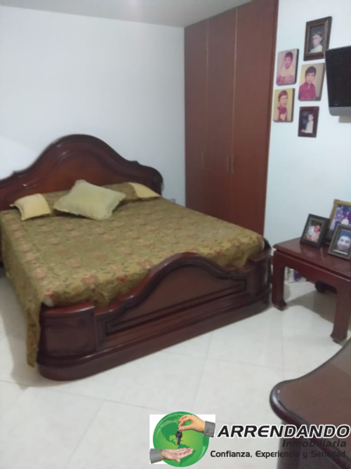 Apartamento de 2 alcobas en venta en Las Lomitas, Sabaneta, 67 m² · foto 7 de 13