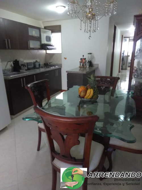 Apartamento de 2 alcobas en venta en Las Lomitas, Sabaneta, 67 m² · foto 8 de 13