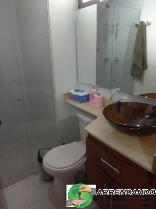 Apartamento de 2 alcobas en venta en Las Lomitas, Sabaneta, 67 m² · foto 12 de 13