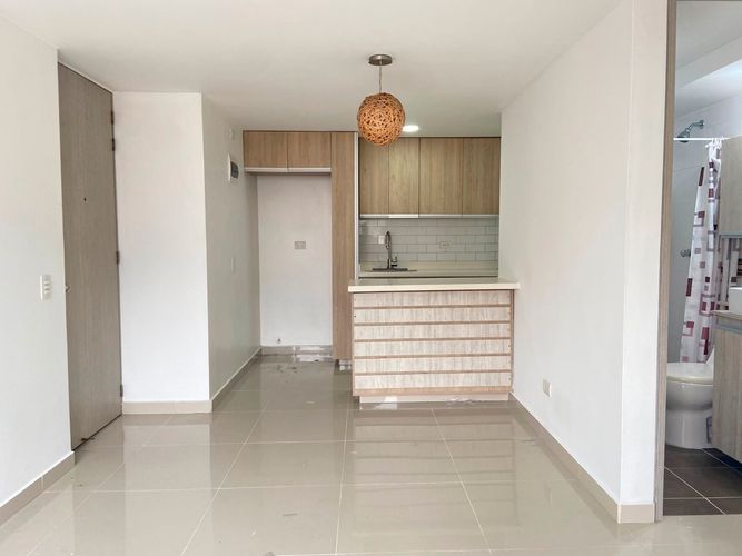 Apartamento de 2 alcobas en venta en Los Alcazares, Sabaneta, 60 m² · foto 5 de 17