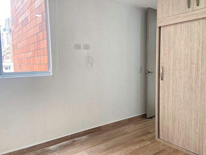 Apartamento de 2 alcobas en venta en Los Alcazares, Sabaneta, 60 m² · foto 7 de 17