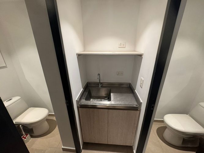 Oficina en arriendo en Cristo Rey, Medellín, 150 m² · foto 16 de 19