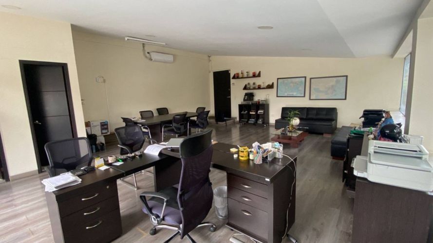 Oficina en arriendo en El Poblado, Medellín, 67 m² · foto 3 de 4