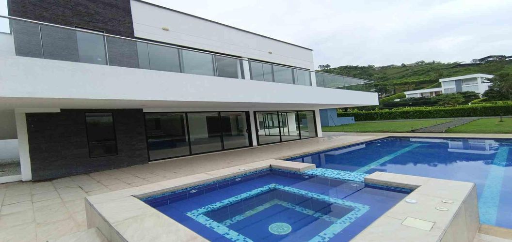 Casa de 7 alcobas en venta en La Manuela, Manizales, 400 m² · foto 12 de 21