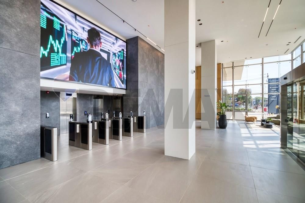 OFICINA CORPORATIVA CON VISTA AL RIO: A 5 MINUTOS DE LA COSTANERA NORTE 193,600 $ — foto 3