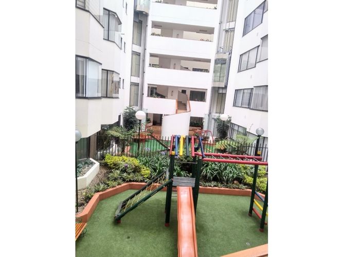 Apartamento en venta en Santa Barbara, Bogotá · foto 2 de 20