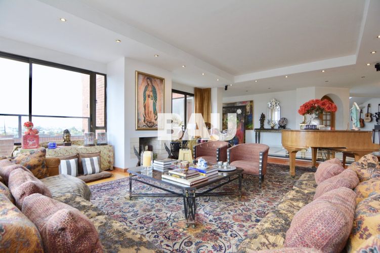 Apartamento de 4 alcobas en venta en Club De Los Lagartos, Bogotá, 384 m² · foto 6 de 24