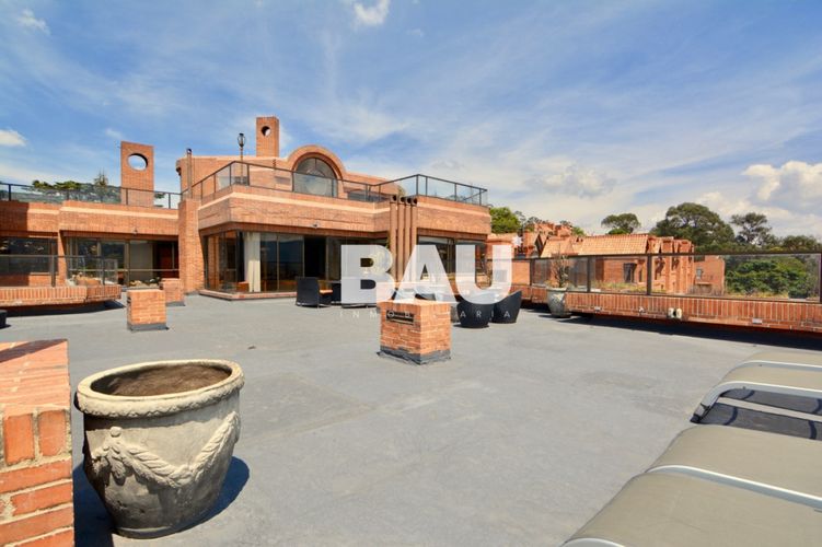 Apartamento de 4 alcobas en venta en Club De Los Lagartos, Bogotá, 384 m² · foto 9 de 24