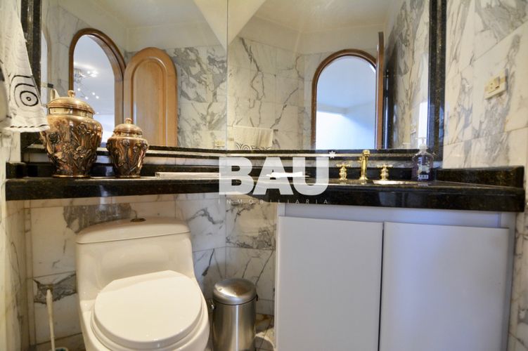 Apartamento de 4 alcobas en venta en Club De Los Lagartos, Bogotá, 384 m² · foto 18 de 24