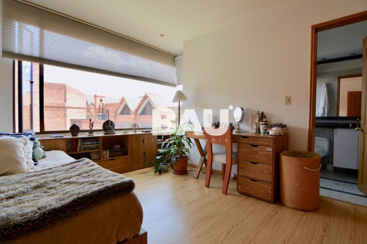 Apartamento de 4 alcobas en venta en Club De Los Lagartos, Bogotá, 384 m² · foto 20 de 24