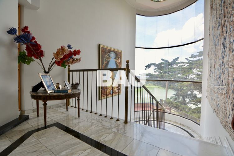 Apartamento de 4 alcobas en venta en Club De Los Lagartos, Bogotá, 384 m² · foto 23 de 24