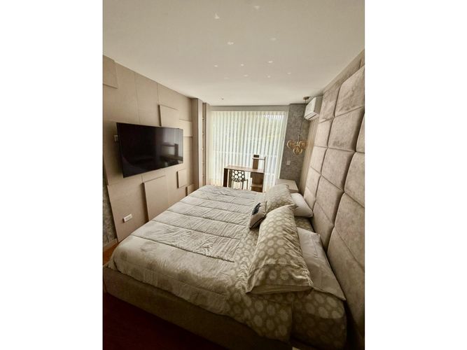 Apartamento de 2 alcobas en venta en El Diamante 2, Medellín, 70 m² · foto 20 de 21