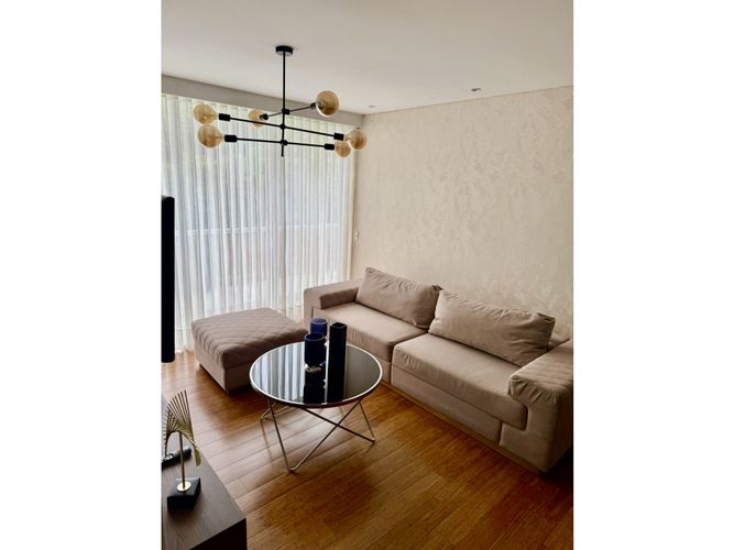 Apartamento de 2 alcobas en arriendo en El Diamante 2, Medellín, 70 m² · foto 2 de 21