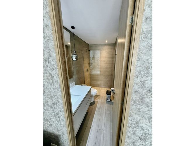 Apartamento de 2 alcobas en arriendo en El Diamante 2, Medellín, 70 m² · foto 9 de 21