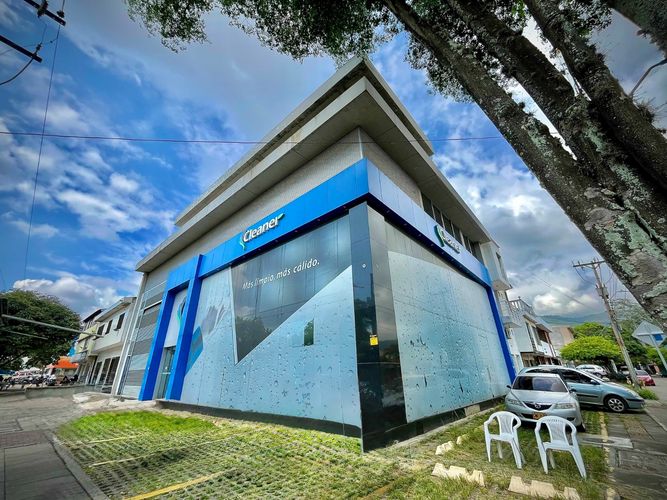 Edificio en venta en Prados Del Norte, Cali, 642 m² · foto 2 de 19