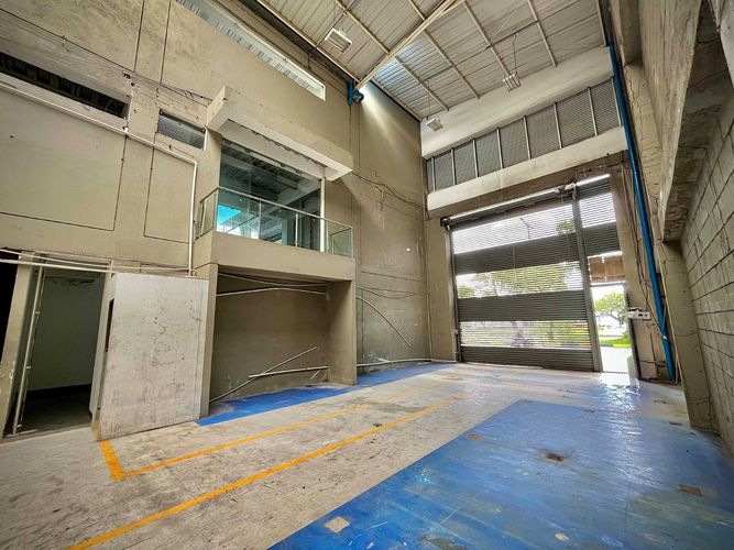 Edificio en venta en Prados Del Norte, Cali, 642 m² · foto 4 de 19