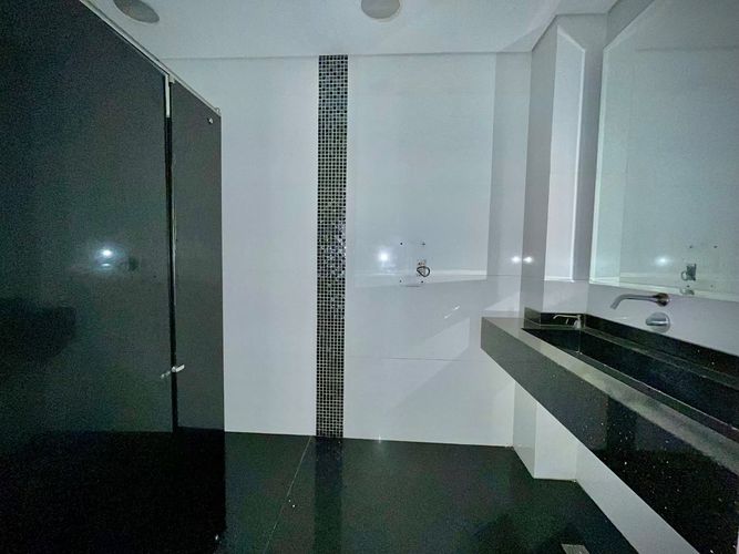 Edificio en venta en Prados Del Norte, Cali, 642 m² · foto 8 de 19