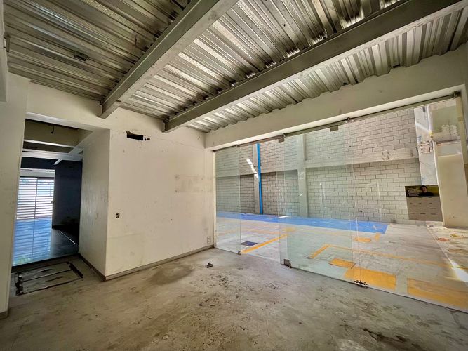 Edificio en venta en Prados Del Norte, Cali, 642 m² · foto 13 de 19