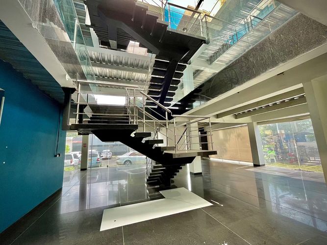 Edificio en venta en Prados Del Norte, Cali, 642 m² · foto 14 de 19