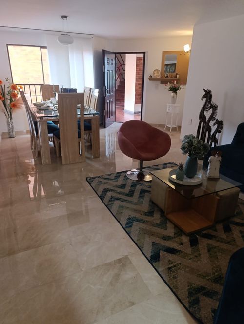 Apartamento de 4 alcobas en venta en Sotomayor, Bucaramanga, 137 m² · foto 2 de 24