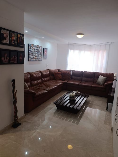 Apartamento de 4 alcobas en venta en Sotomayor, Bucaramanga, 137 m² · foto 7 de 24
