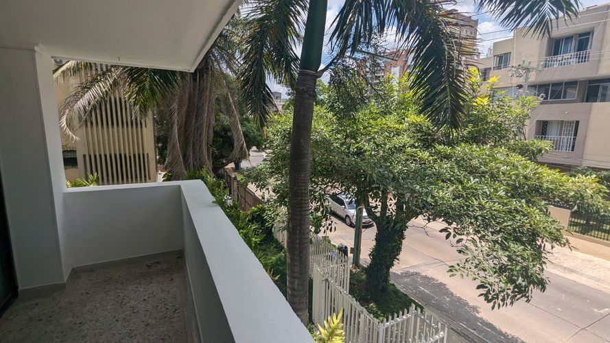 Apartamento de 3 alcobas en venta en Altos De Riomar, Barranquilla, 160 m² · foto 5 de 17