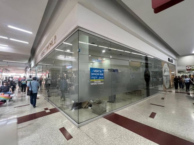 Local en venta en Perpetuo Socorro, Medellín, 293 m² · foto 15 de 17