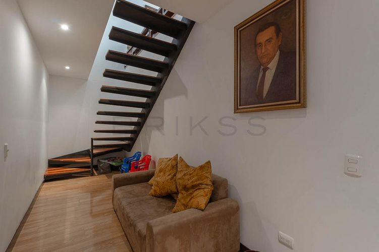 Apartamento de 2 alcobas en venta en Santa Barbara, Bogotá, 120 m² · foto 9 de 14