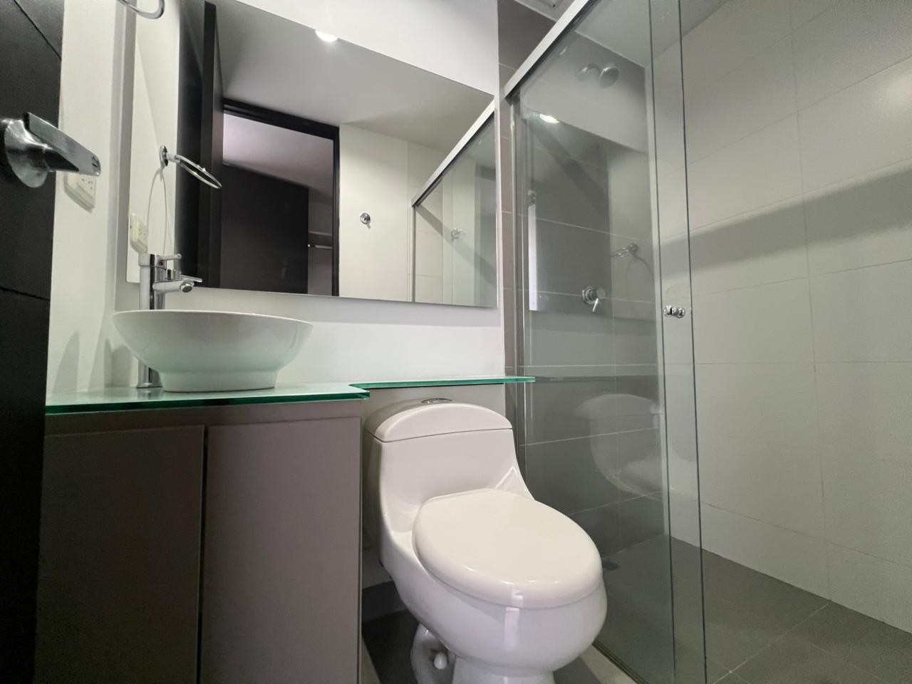 Apartamento en arriendo en La Pradera, Envigado · foto 17 de 19