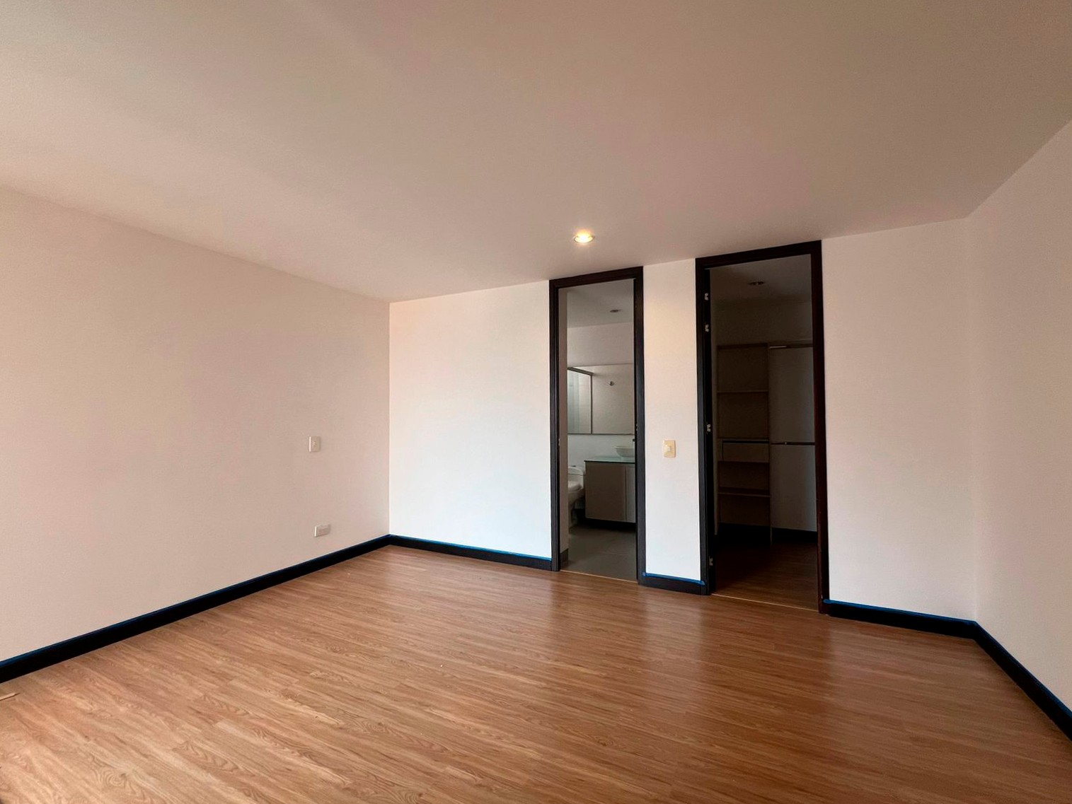 Apartamento en arriendo en La Pradera, Envigado · foto 10 de 19