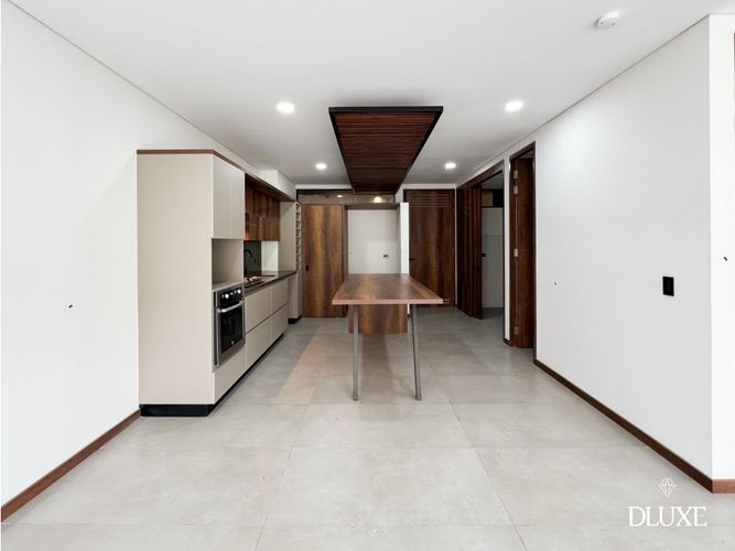Apartamento de 1 alcoba en venta en Asomadera No.3, Medellín, 86 m² · foto 2 de 6