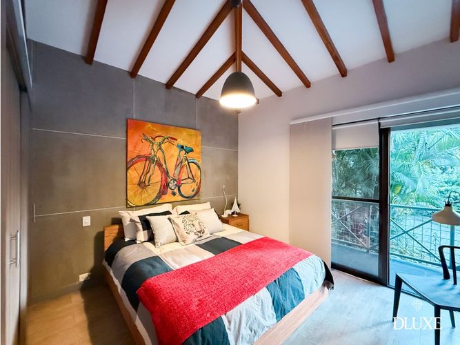 Casa de 3 alcobas en venta en La Tomatera, Medellín, 300 m² · foto 13 de 24