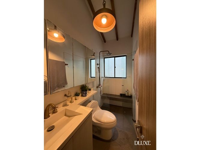 Casa de 3 alcobas en venta en La Tomatera, Medellín, 300 m² · foto 15 de 24