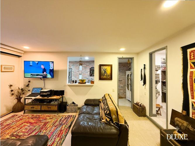 Casa de 3 alcobas en venta en La Tomatera, Medellín, 300 m² · foto 21 de 24