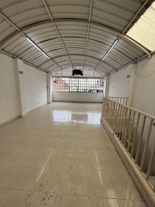 Edificio en venta en San Nicolas, Cali, 500 m² · foto 18 de 23