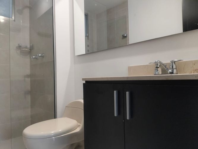 Apartamento de 3 alcobas en arriendo en El Poblado, Medellín, 84 m² · foto 18 de 18