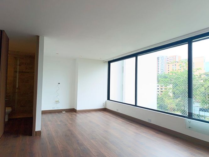 Apartamento de 1 alcoba en arriendo en El Poblado, Medellín, 85 m² · foto 2 de 15