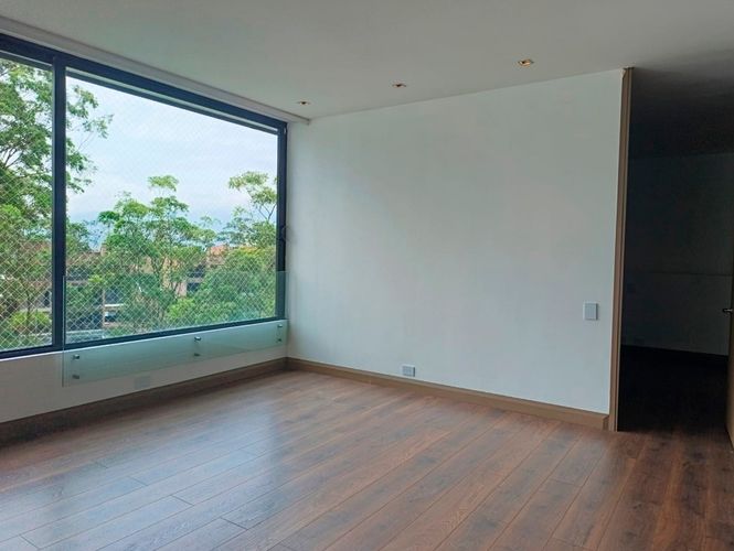 Apartamento de 1 alcoba en arriendo en El Poblado, Medellín, 85 m² · foto 3 de 15