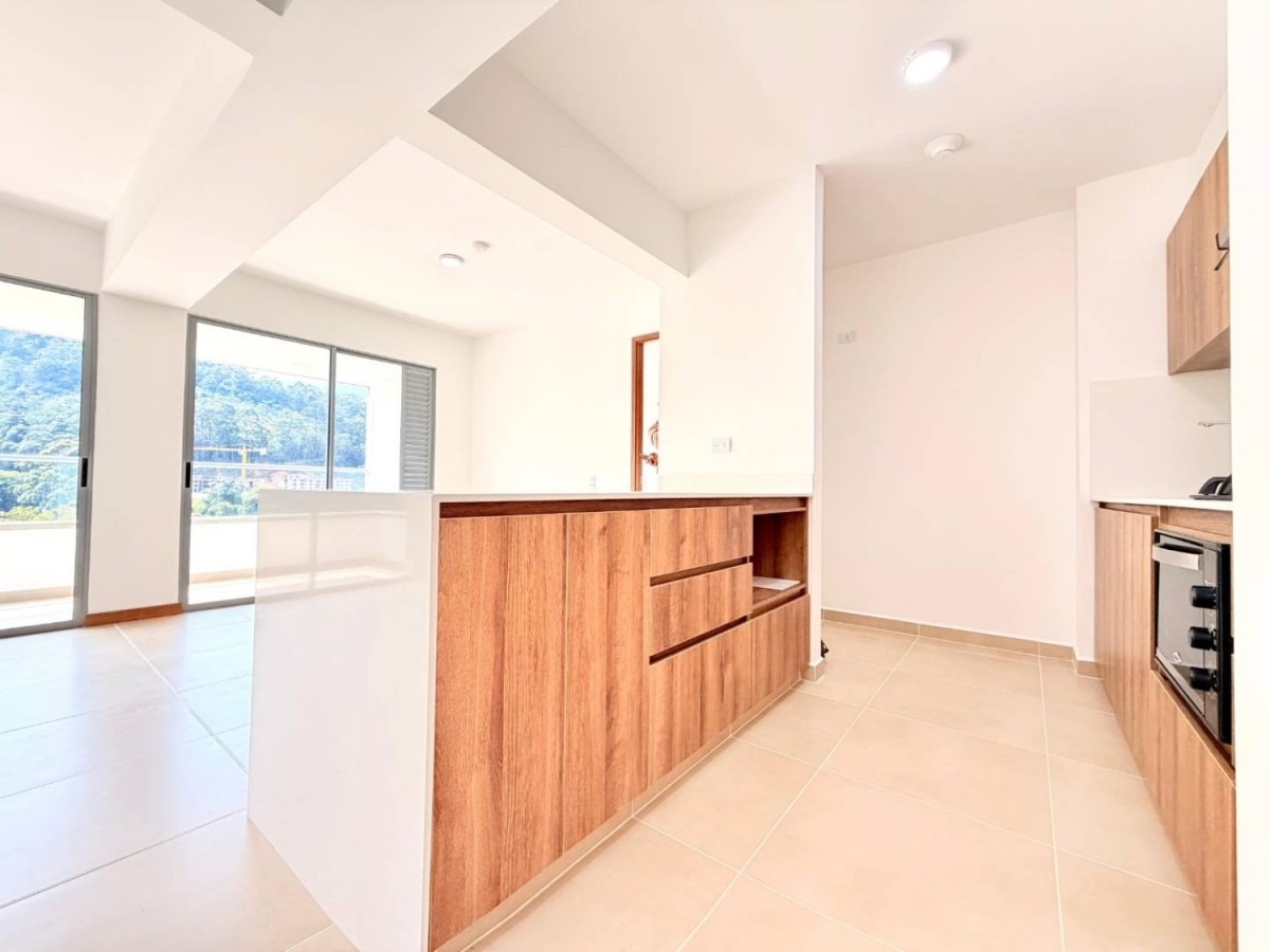 Apartamento en Arriendo en Pan de azucar, Sabaneta - 2