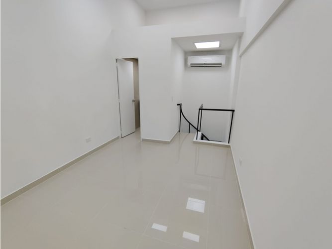 Local en arriendo en Manila, Medellín, 36 m² · foto 4 de 6