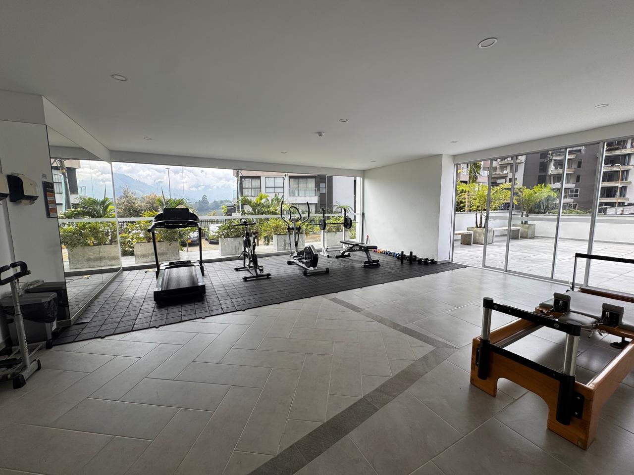 Apartamento en arriendo en Avenida Centenario, Armenia · foto 22 de 22