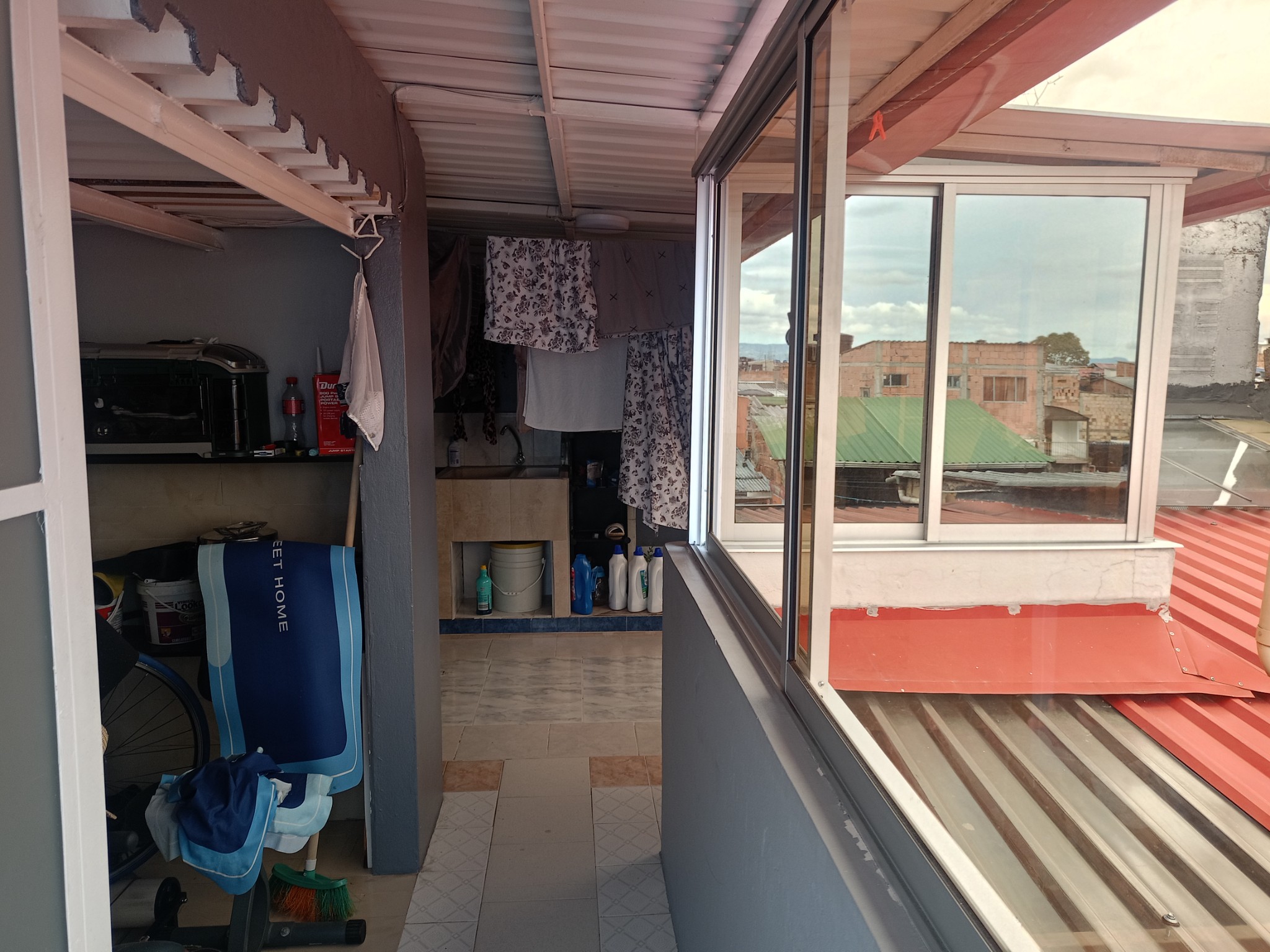 Casa en venta en Engativá, Bogotá · foto 3 de 24