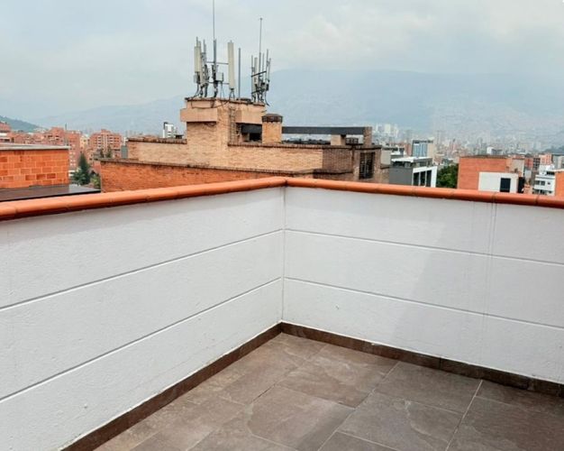 Apartamento de 5 alcobas en venta en Belén, Medellín, 162 m² · foto 16 de 17