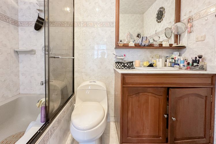 Apartamento en venta en Chicó Navarra, Bogotá · foto 17 de 24